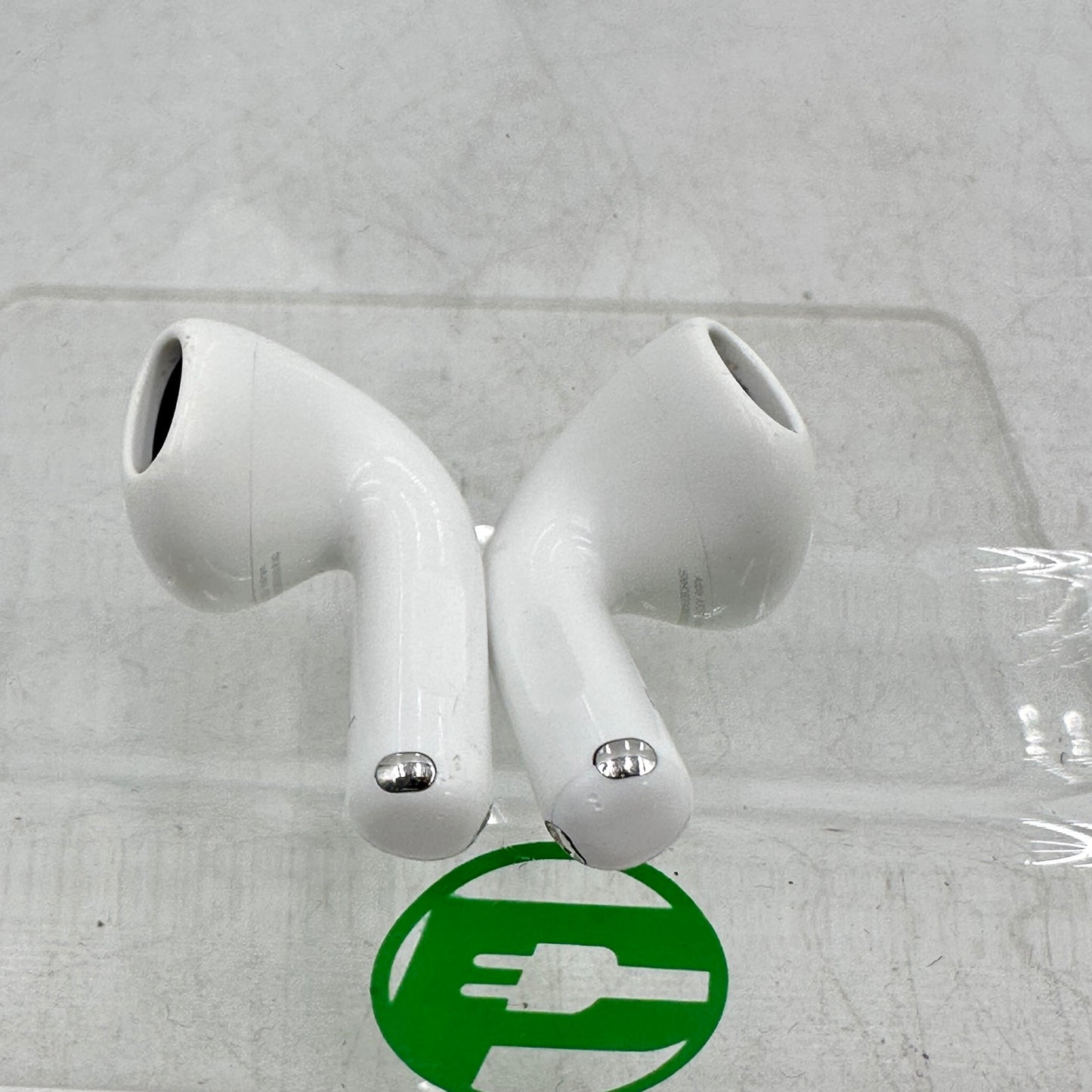Apple AirPods 4th Gen with Charging Case A3053 A3050 A3058 MXP93LL/A