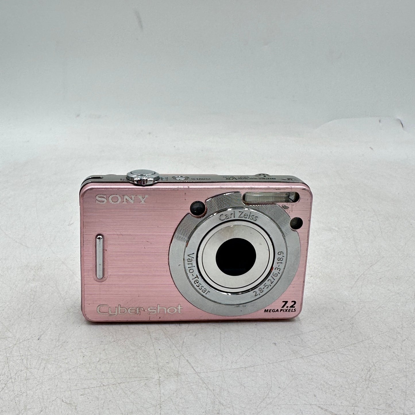 Broken Sony Cybershot DSC-W55 7.2MP Digital Point-And-Shoot Camera