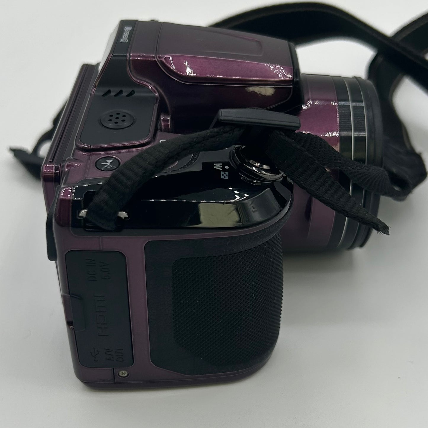 Nikon COOLPIX L840 16.0MP Digital Camera