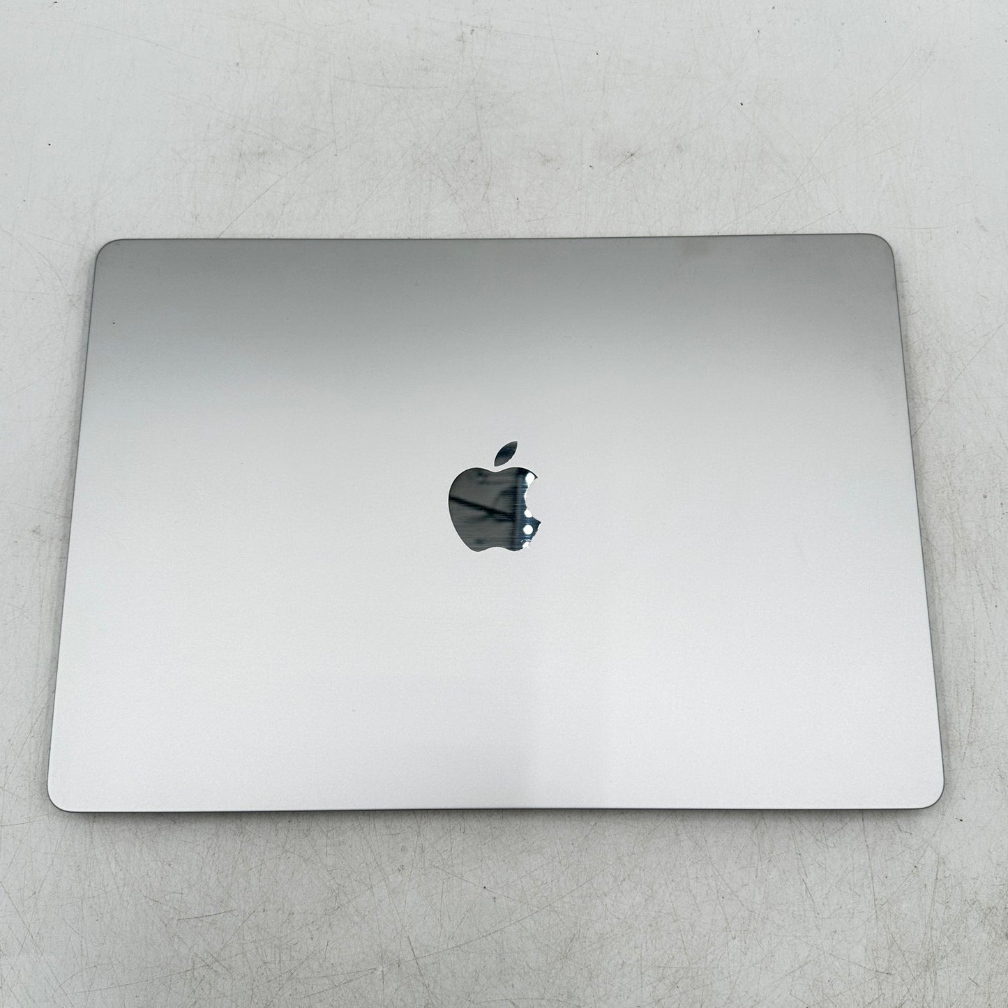 2024 Apple MacBook Air 15.3" M3 10C GPU 4.0GHz 24GB RAM 1TB SSD A3114