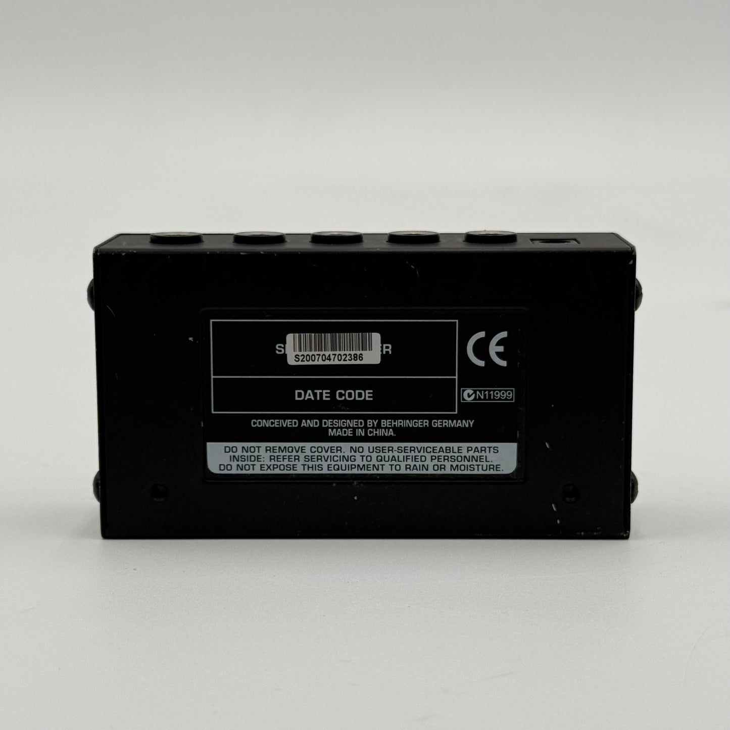 Behringer Micro Amp Ultra Compact 4-Channel Stereo Headphone Amplifier HA400