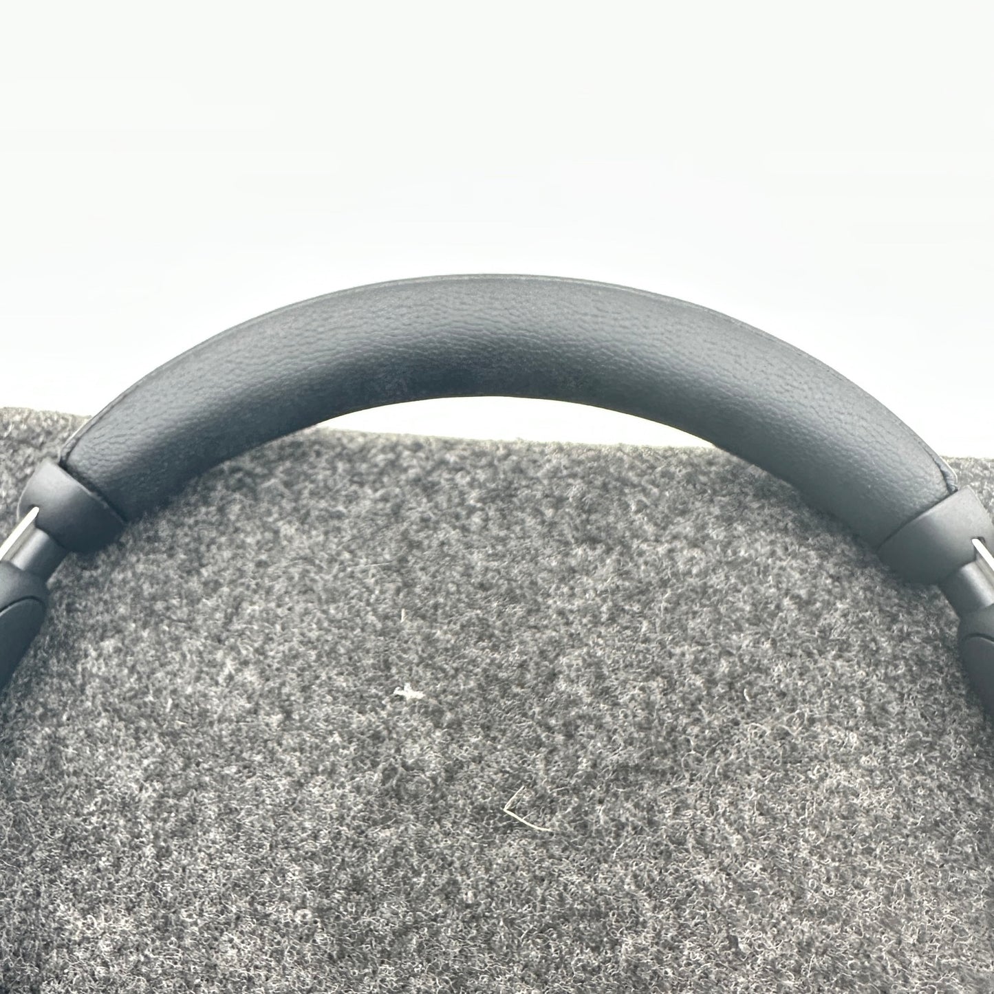 Jabra Evolve2 30 SE Wired Over-Ear Stereo Headset Black HSC141