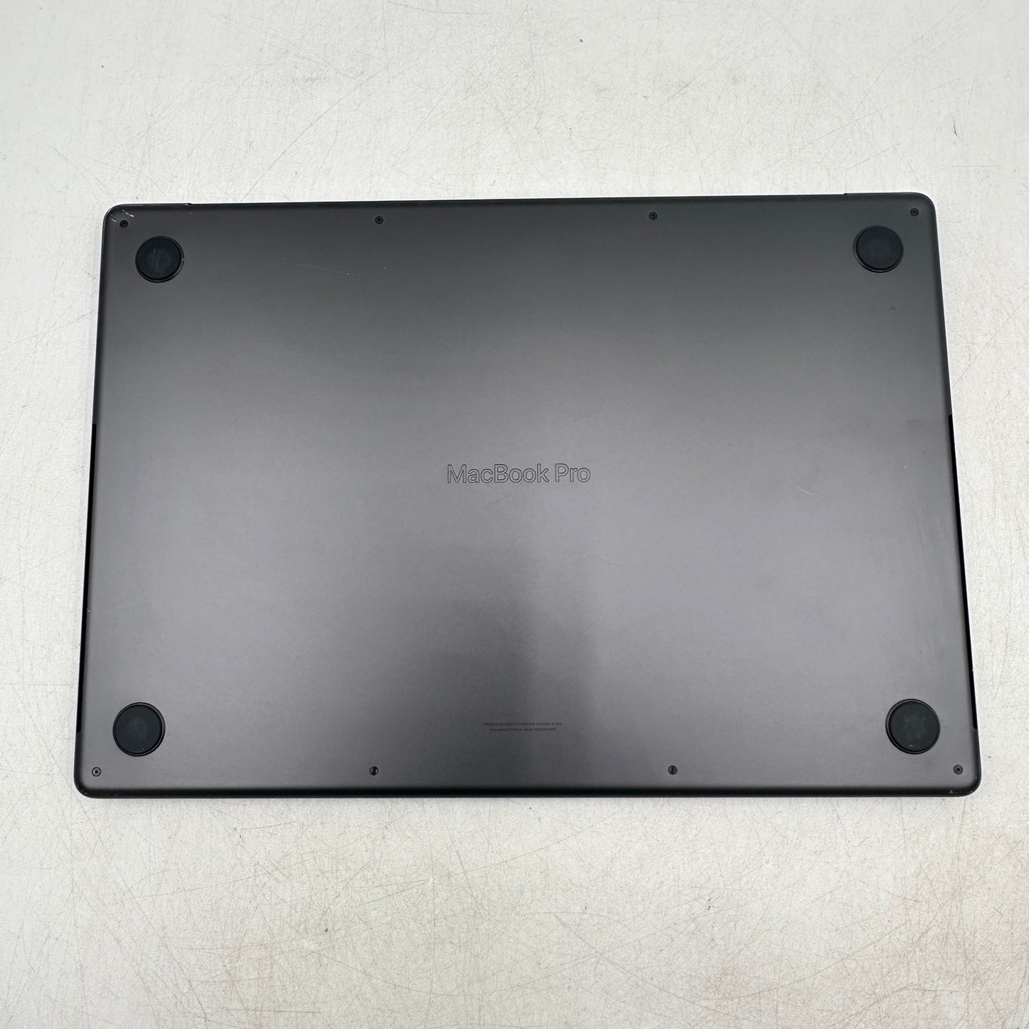 2024 Apple MacBook Pro 16" M4 Max 32C GPU 4.5GHz 36GB RAM 1TB SSD MX303LL/A