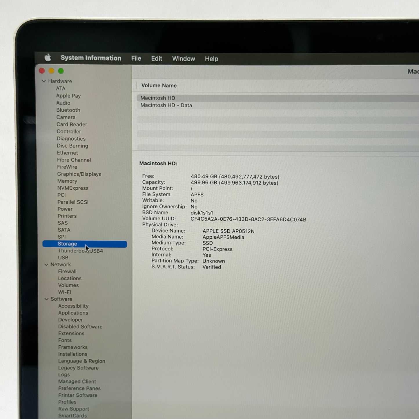 2020 Apple MacBook Pro 13.3" i5 2.0GHz 16GB RAM 512GB SSD Space Gray A2251