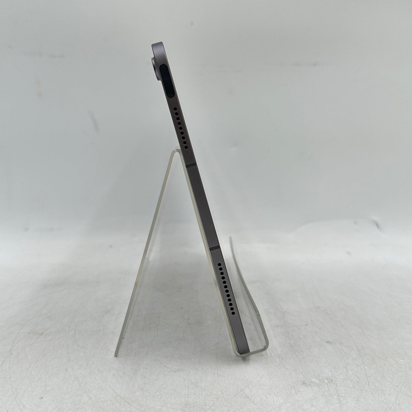 WiFi Only Apple iPad Air 11" M3 128GB Silver MCFV4LL/A Mint
