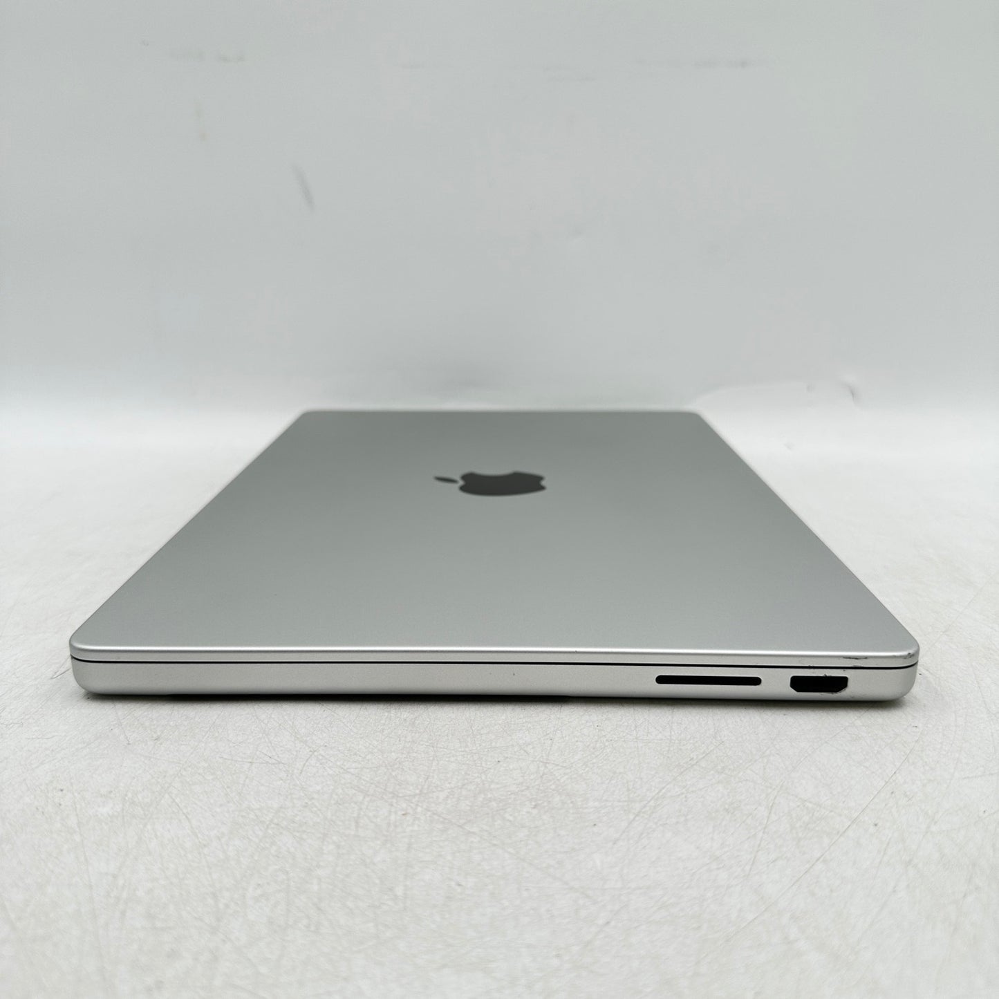 2023 Apple MacBook Pro 14" M3 10C GPU 4.0GHz 8GB RAM 512GB SSD MR7J3LL/A