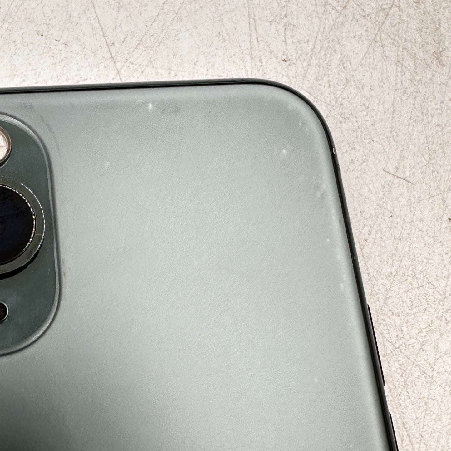 Unlocked Apple iPhone 11 Pro 64GB 18.5 Midnight Green MWCL2LL/A