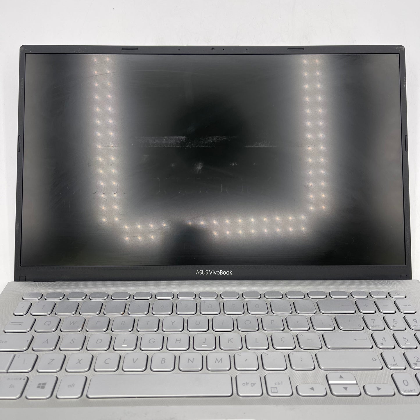 Asus Vivobook 15 X512F 15.6" i5-8265U 1.6GHz 8GB RAM 512GB SSD GeForce MX230