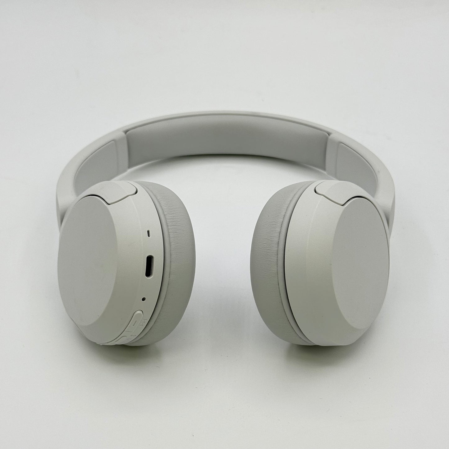 Sony Wireless On-Ear Bluetooth Headphones White WH-CH520