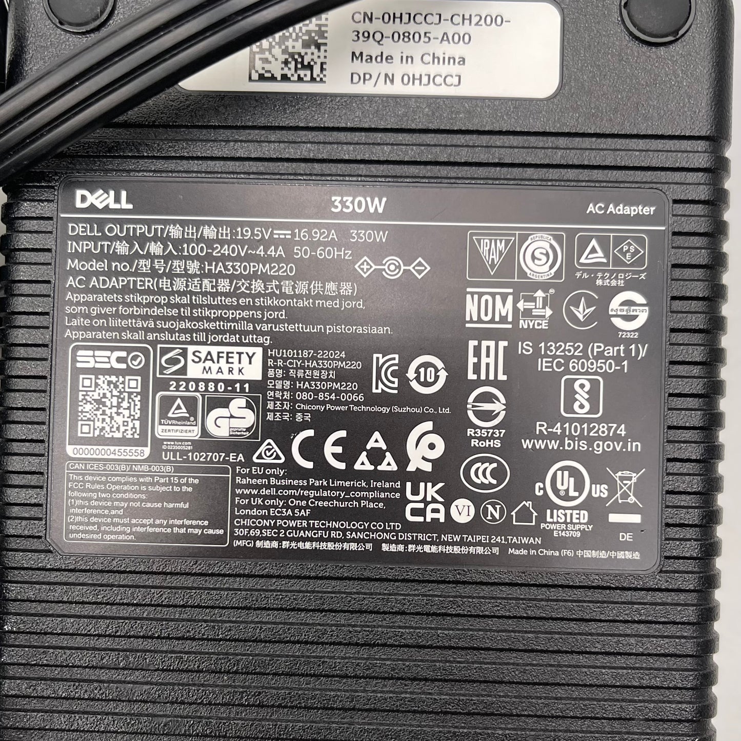 Alienware M18 R1 18" Ryzen 9 7845HX 3.0GHz 32GB RAM 1TB SSD GeForce RTX 4070