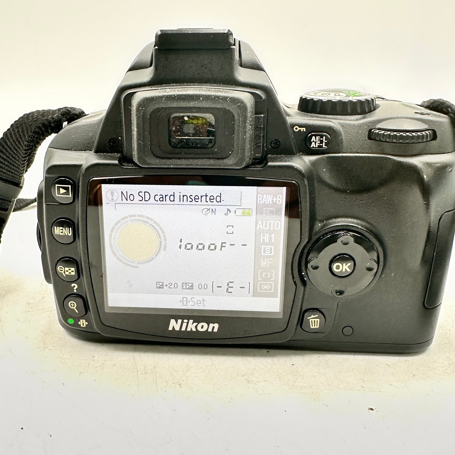Nikon D40x 10.2MP DSLR Camera 9991 SC w/ 18-135mm Lens