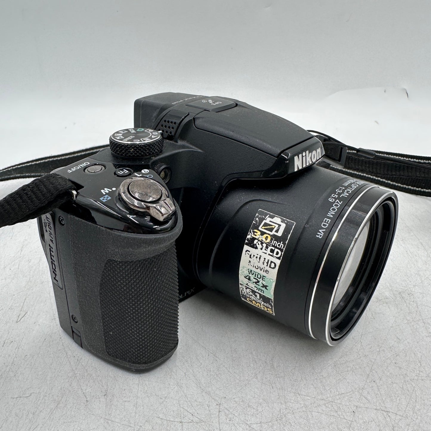 Nikon COOLPIX P510 16.1MP Digital Point And Shoot Camera