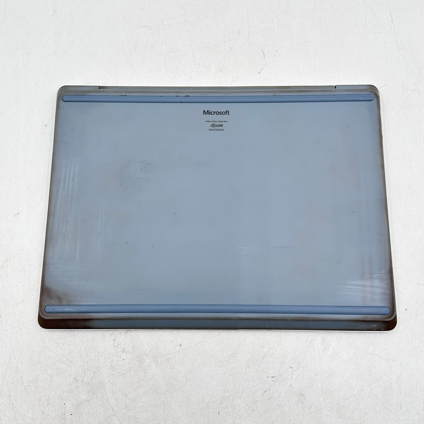 Microsoft Surface Go 1943 12.4" i5-1035G1 1.0GHz 8GB RAM 128GB SSD + Charger