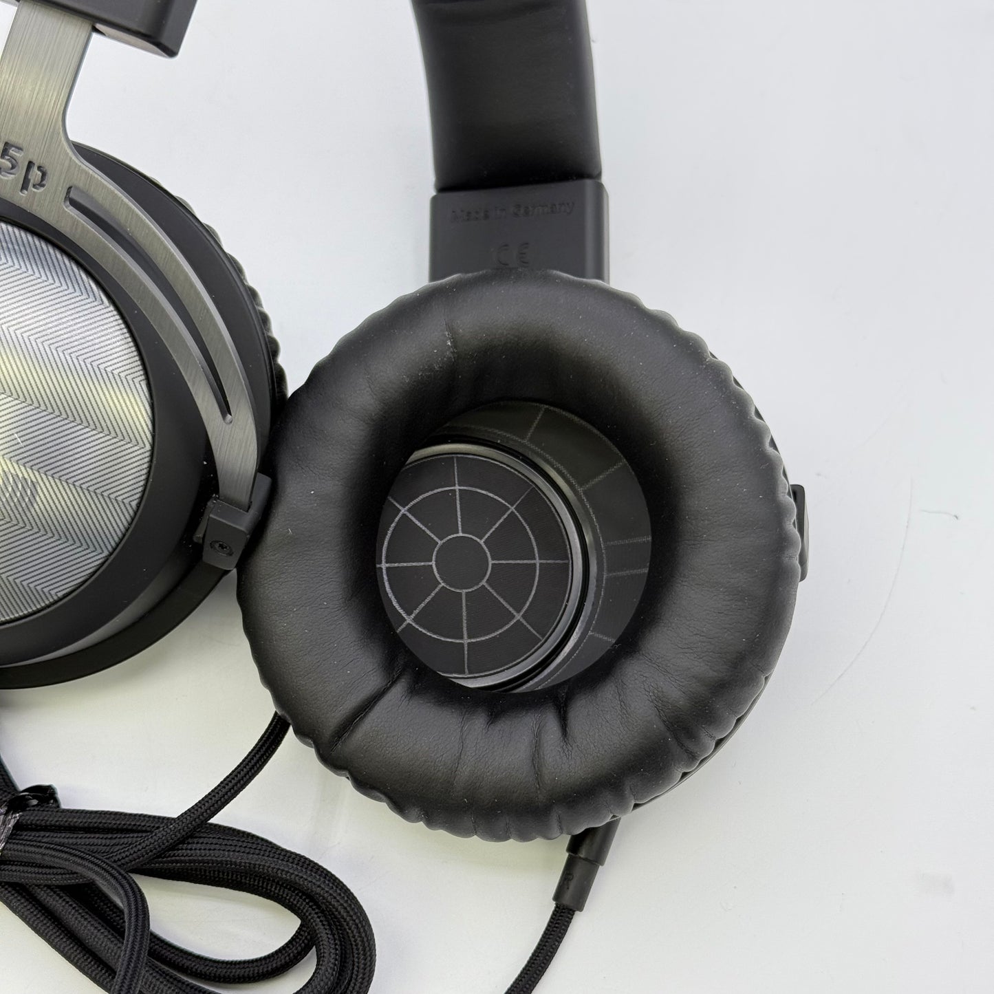 Beyerdynamic T5P 2nd Generation Audiophile Stereo Headphones Black