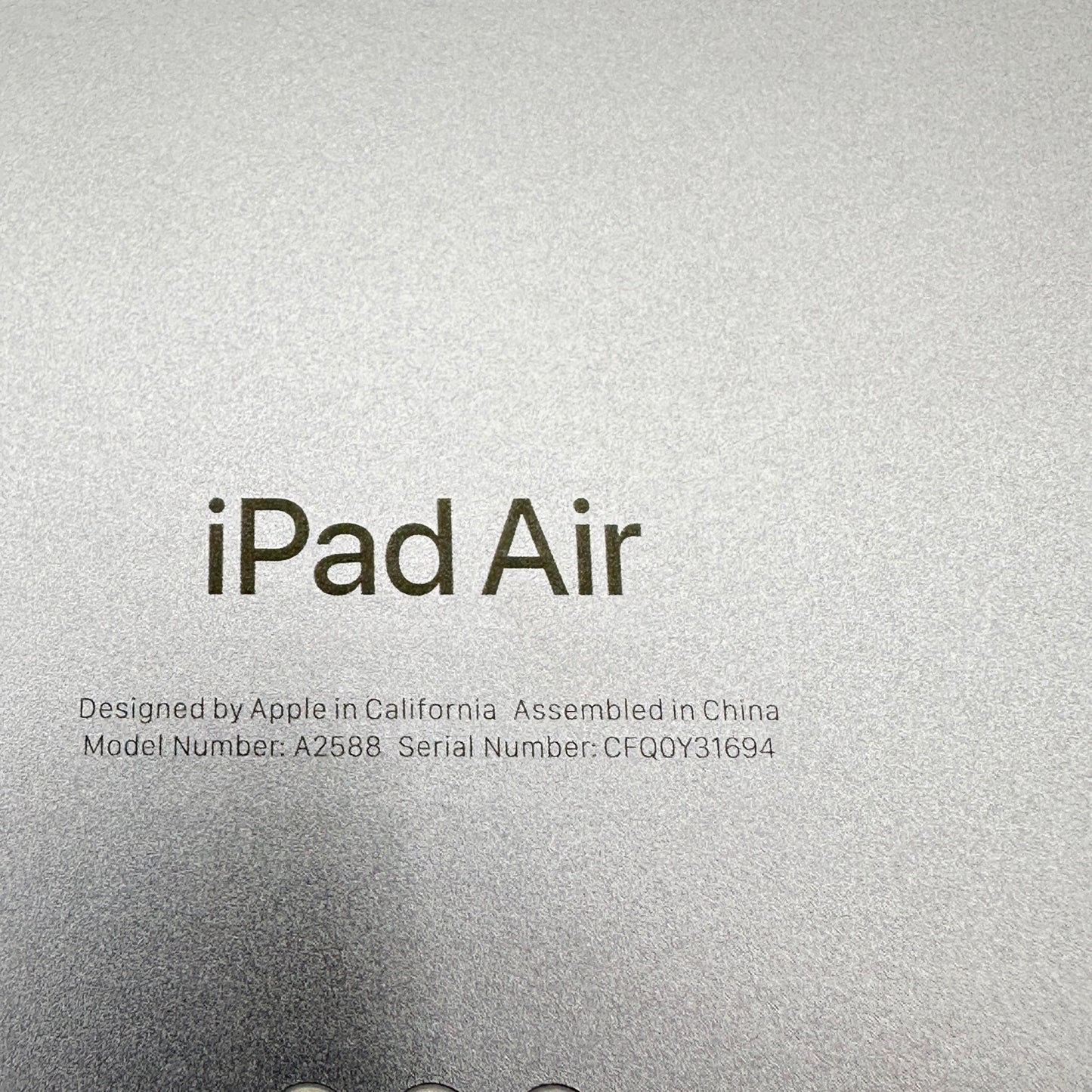 WiFi Only Apple iPad Air 5th Gen 64GB Purple MME23X/A