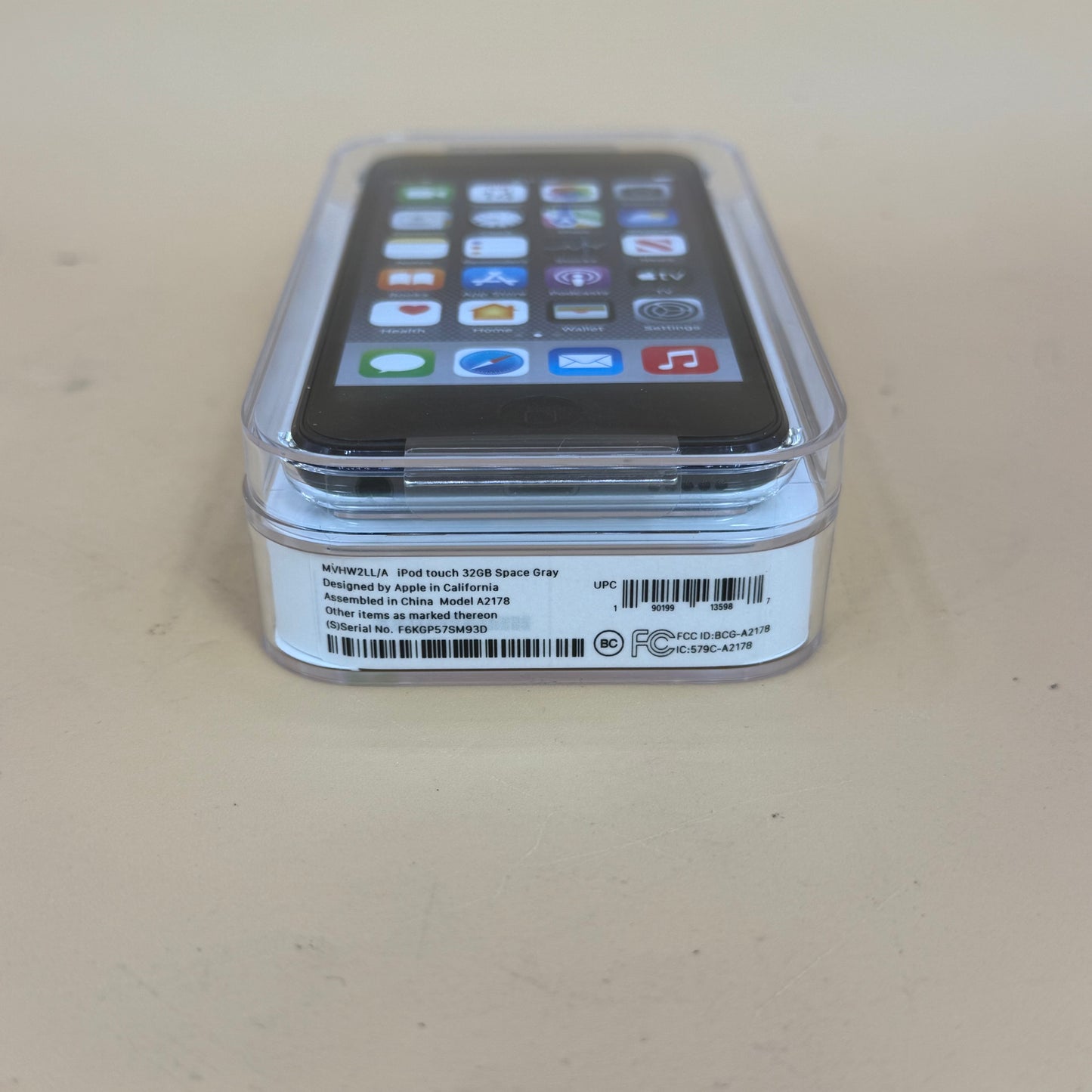 New Apple Ipod Touch 7th Gen 32GB Portable Media Player MVHW2LL/A