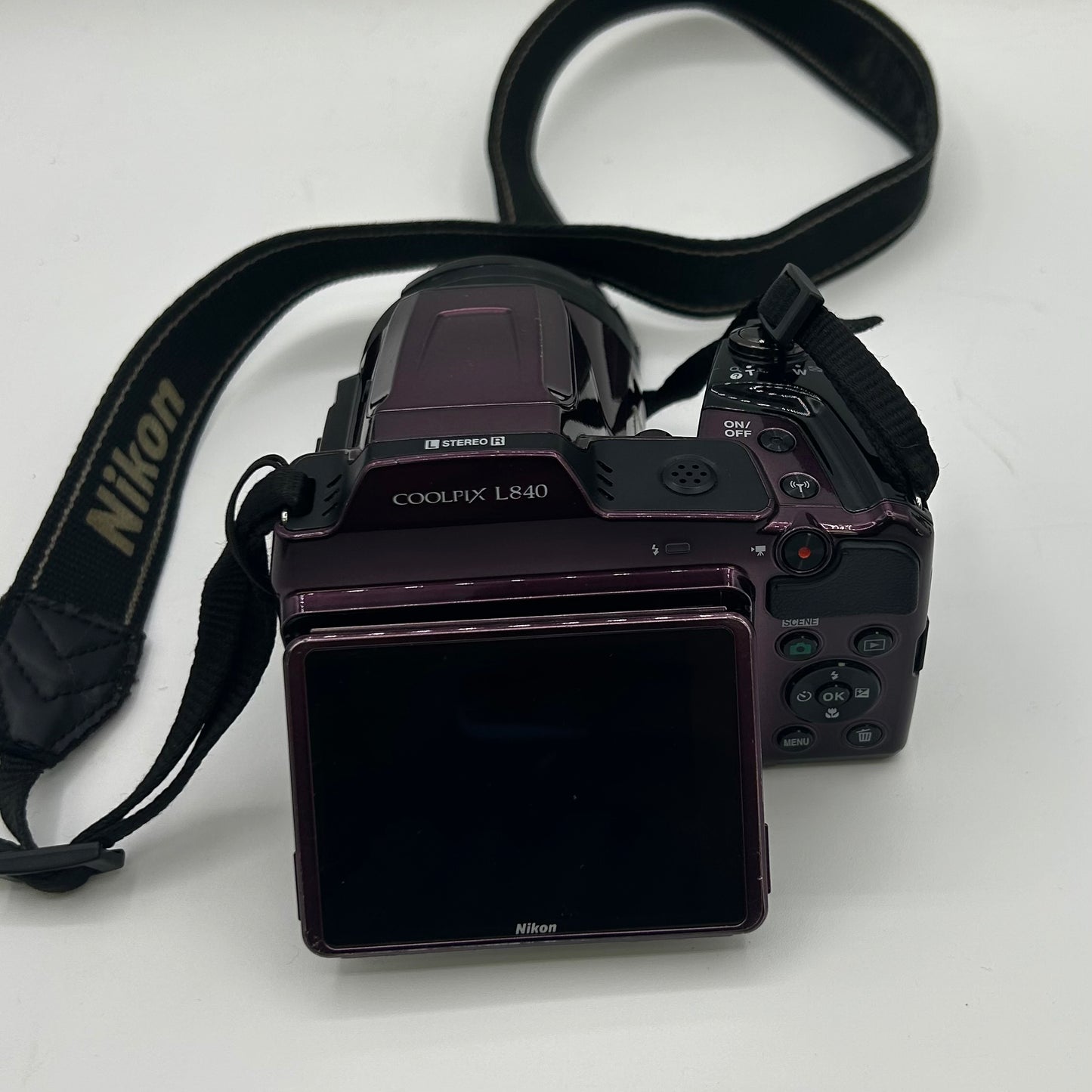 Nikon COOLPIX L840 16.0MP Digital Camera