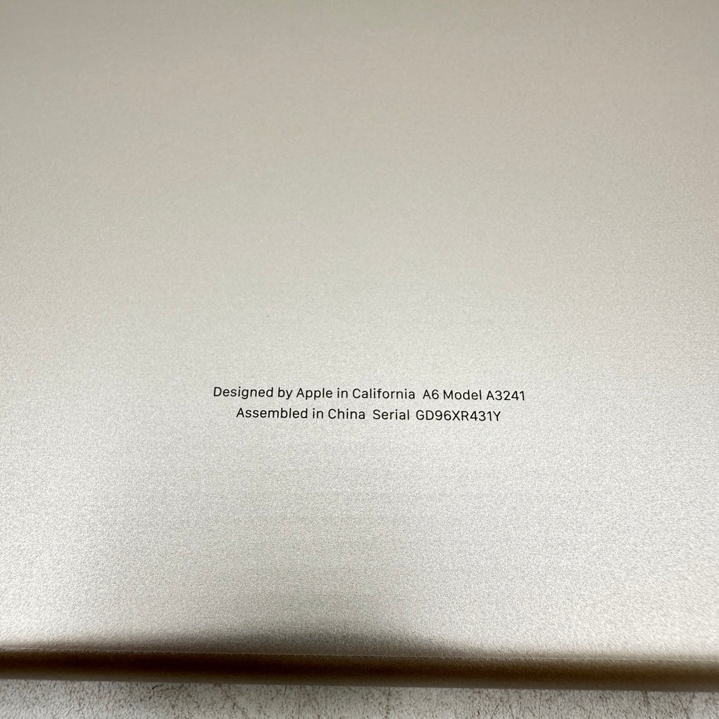 2025 Apple MacBook Air 15" M4 10C GPU 4.5GHz 24GB RAM 512GB SSD MC6K4LL/A