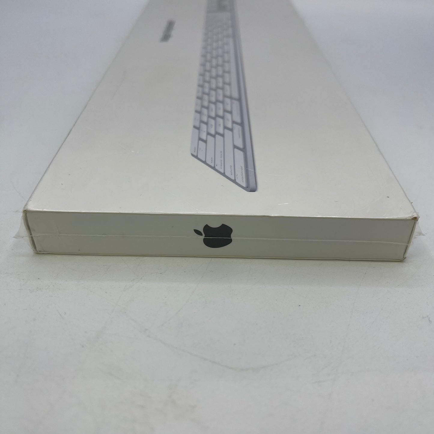 New Apple Magic Keyboard With Numeric Keypad White A1843