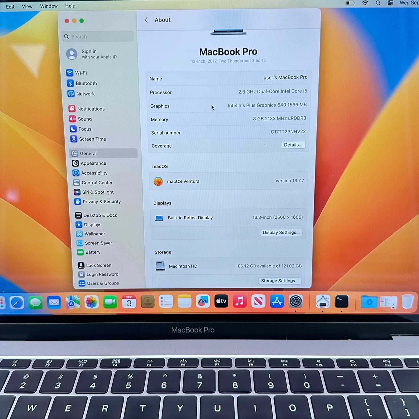 2017 Apple MacBook Pro 13.3" i5 2.3GHz 8GB RAM 128GB SSD Space Gray A1708