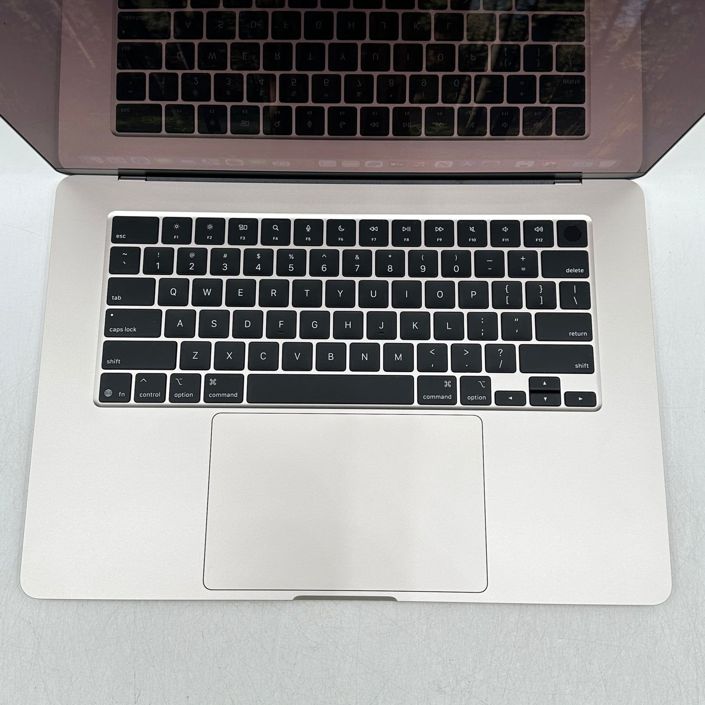 2025 Apple MacBook Air 15" M4 10C GPU 4.5GHz 24GB RAM 512GB SSD MC6K4LL/A
