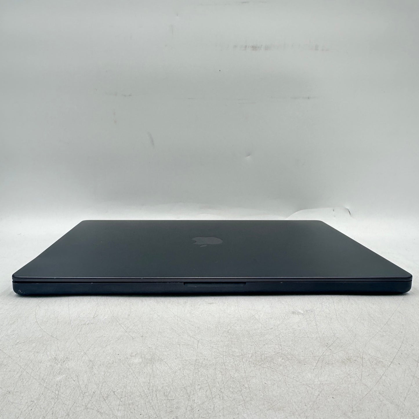 2024 Apple MacBook Pro 16" M4 Max 32C GPU 4.5GHz 36GB RAM 1TB SSD MX303LL/A
