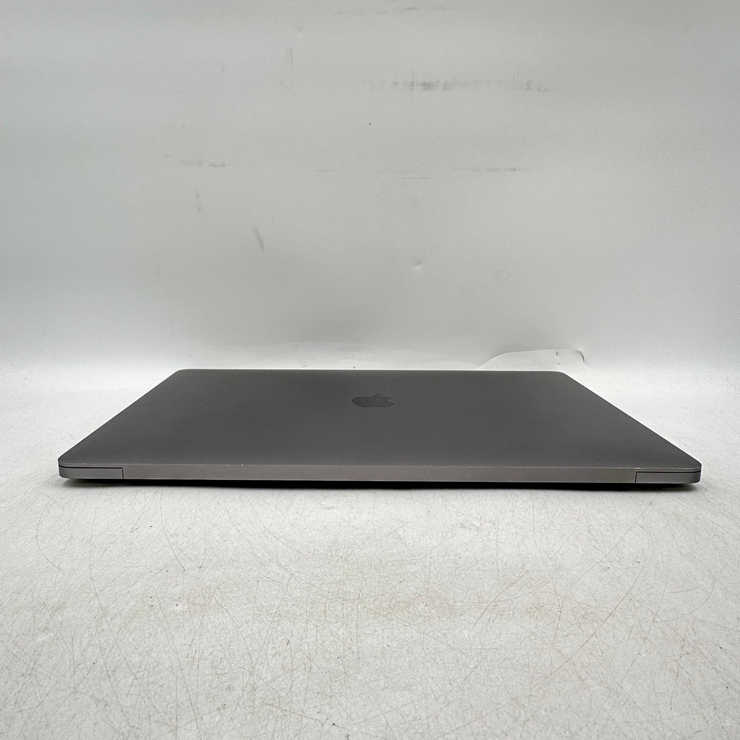 2019 Apple MacBook Pro 16" i7-9750H 2.6GHz 32GB RAM 512GB SSD 5300M A2141