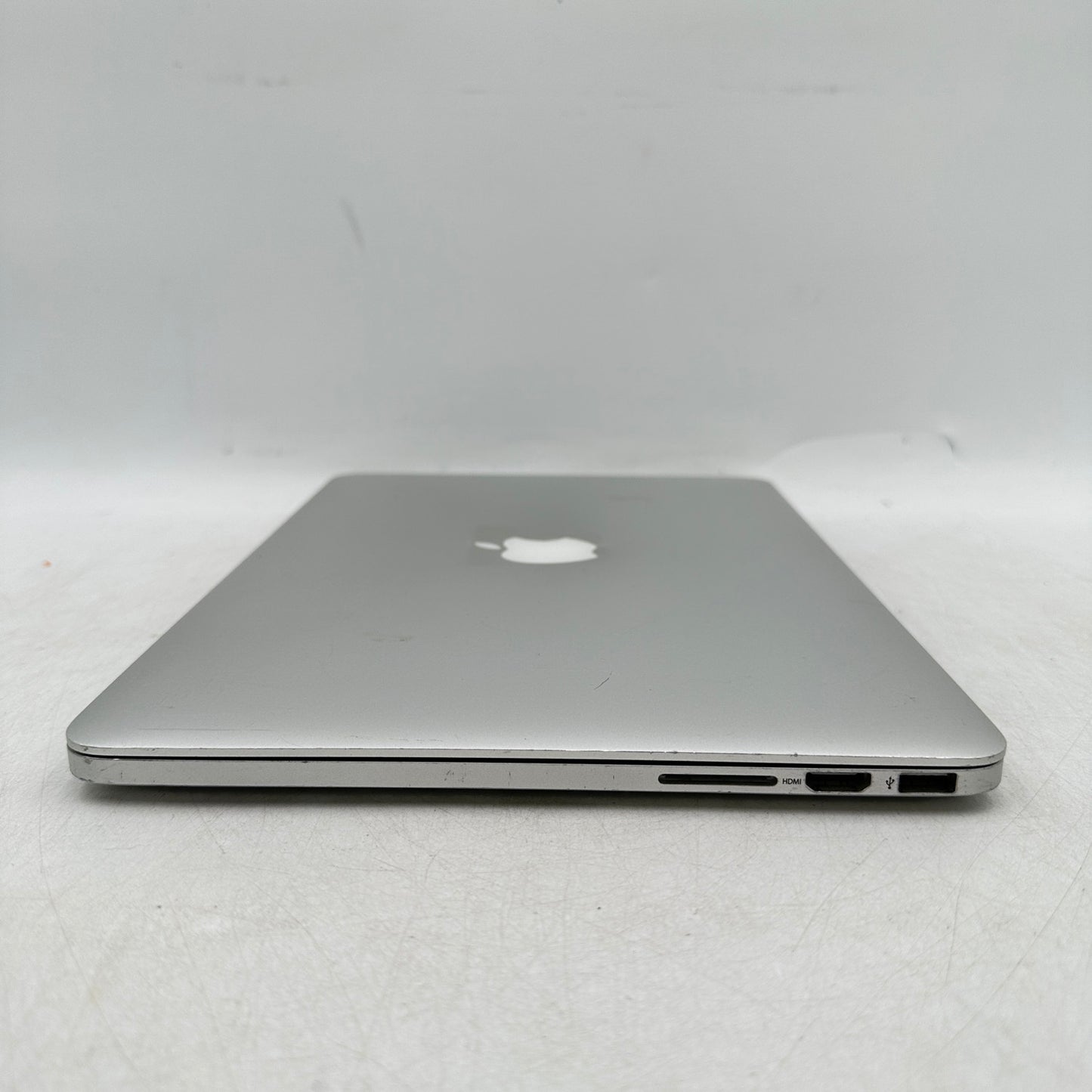 Late 2013 Apple MacBook Pro 13.3" i5 2.6GHz 8GB RAM 512GB SSD Silver A1502