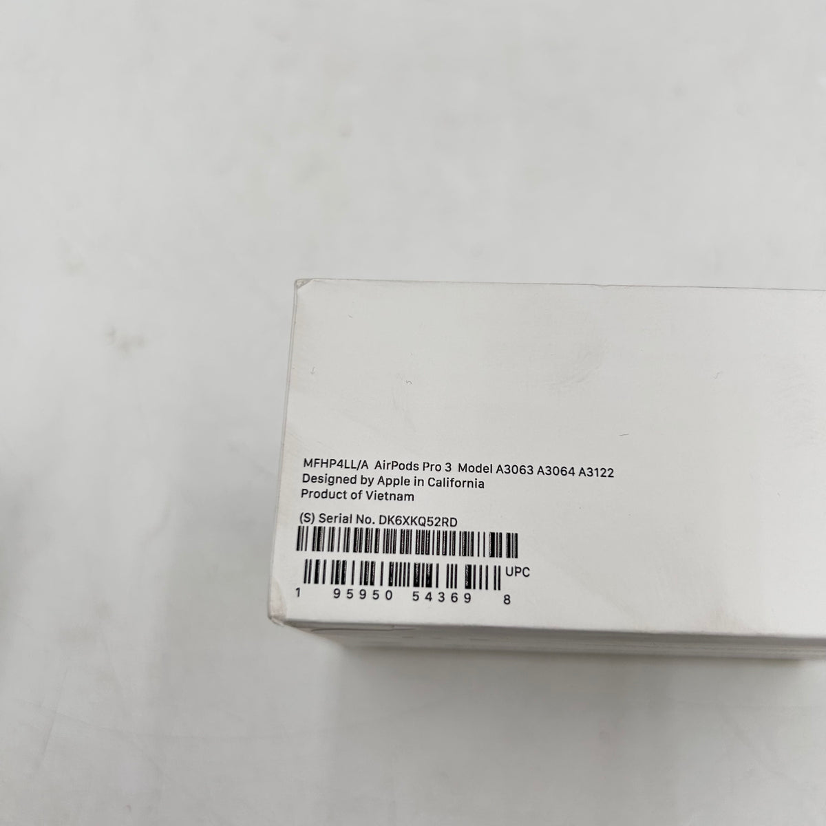 New Apple AirPods Pro 3rd Gen with MagSafe Charging Case MFHP4LL/A