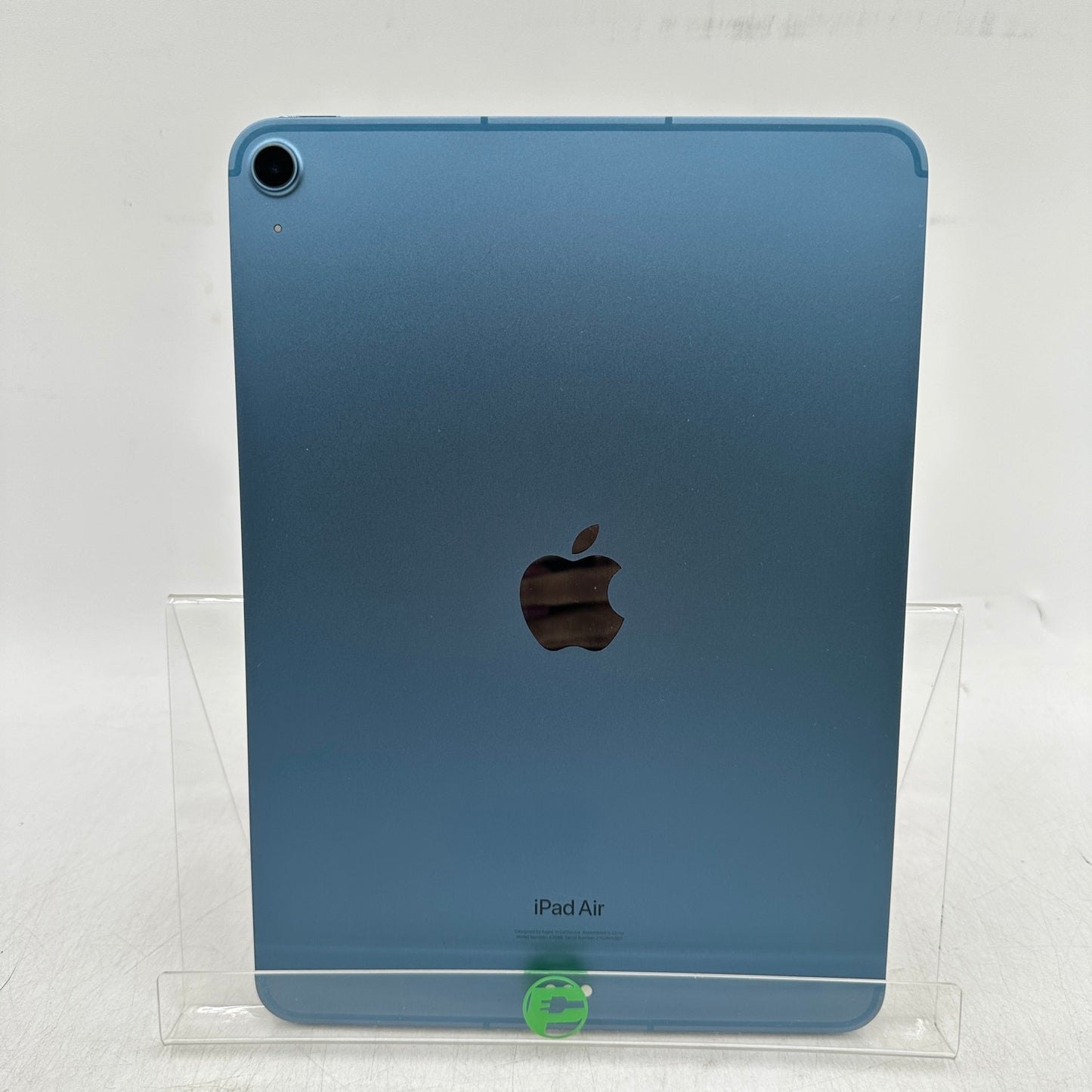 Unlocked Apple iPad Air 5th Gen 256GB Blue MM733LL/A