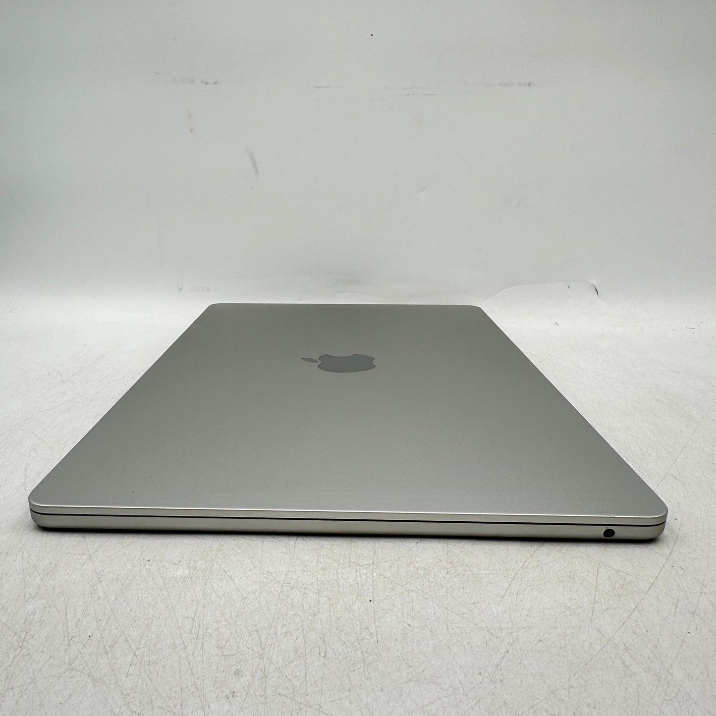 2024 Apple MacBook Air 15.3" M3 10C GPU 4.0GHz 24GB RAM 1TB SSD A3114