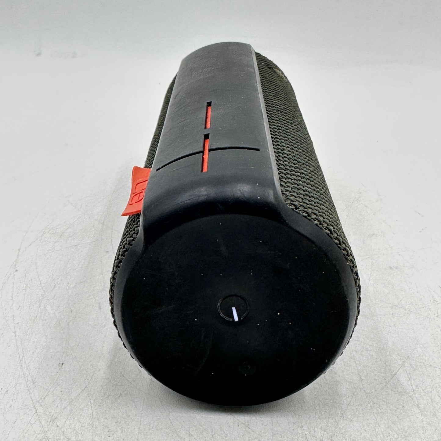 Ultimate Ears UE Boom Portable Bluetooth Speaker Black S-00122 Unit Only