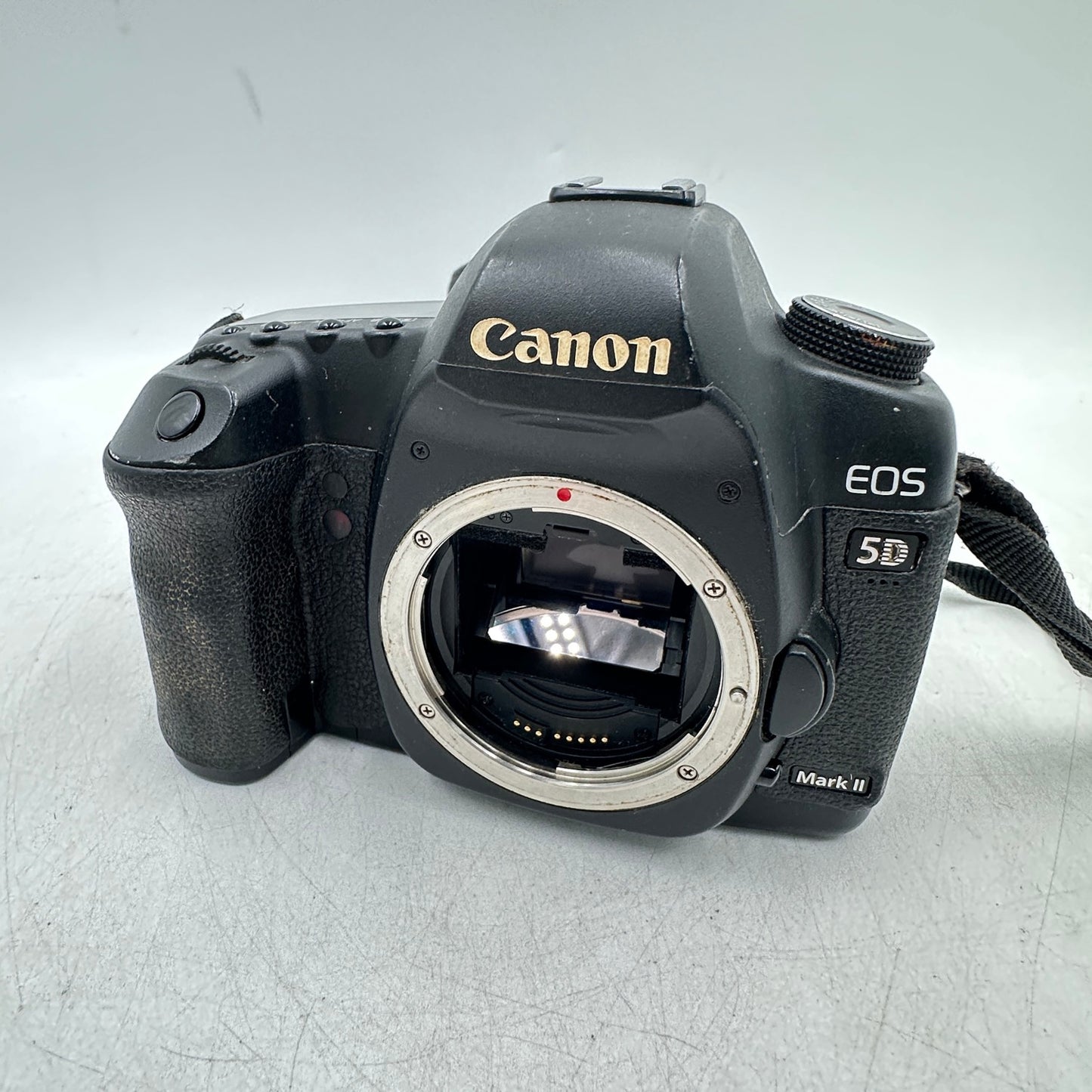Canon EOS 5D Mark II 21.1MP Digital SLR Camera 230385 SC FAIR w/ Lens READ