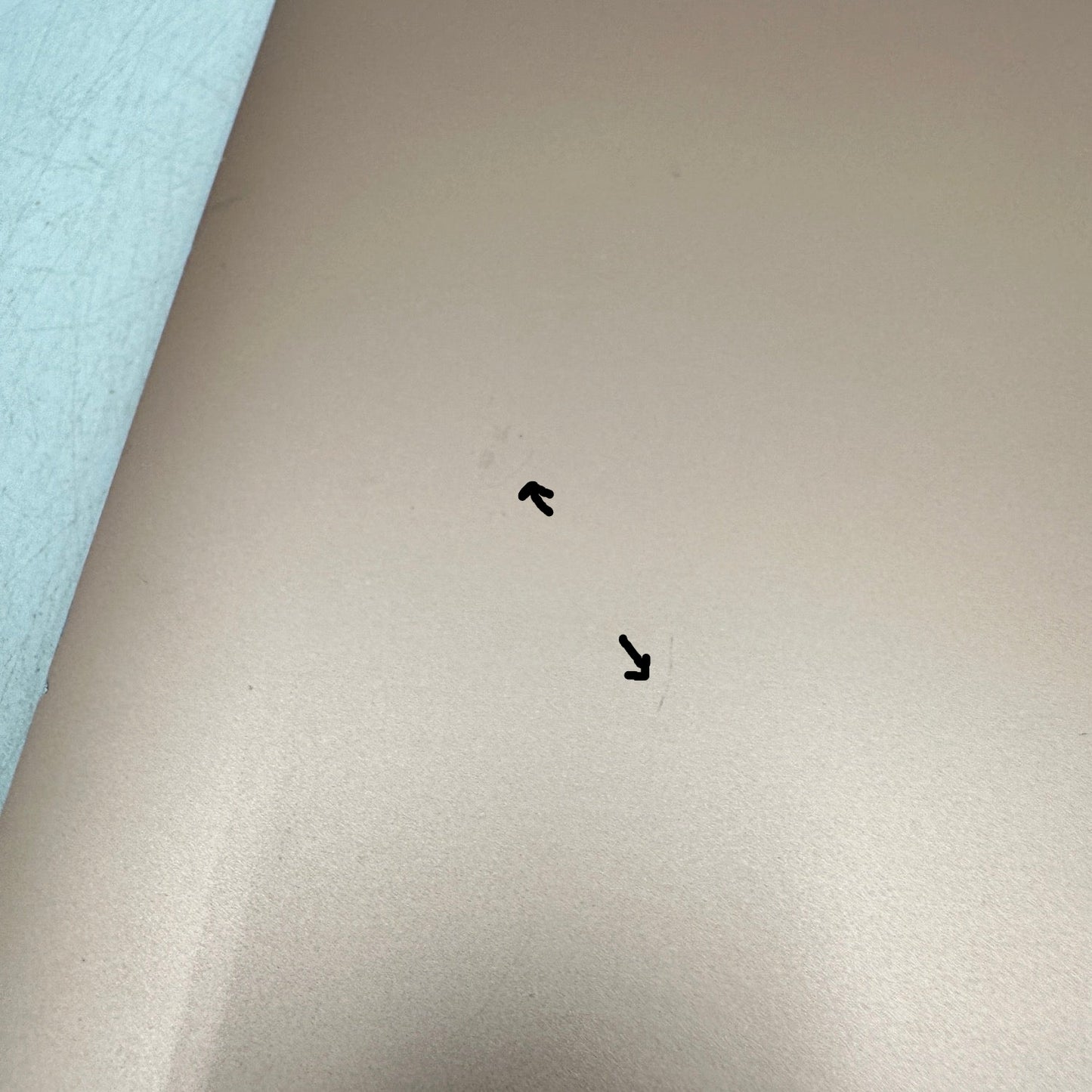2020 Apple MacBook Air 13.3" i3-1000NG4 1.1GHz 8GB RAM 256GB SSD Rose Gold A2179