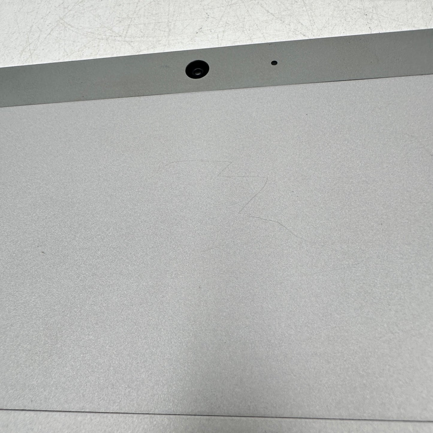 Microsoft Surface Go 2 1901 10.5" Intel Core m3-8100Y 1.1GHz 8GB RAM 128GB SSD