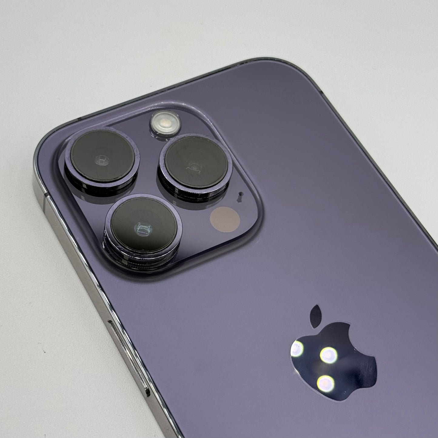 Factory Unlocked Apple iPhone 14 Pro eSIM 1TB Deep Purple MQ303LL/A