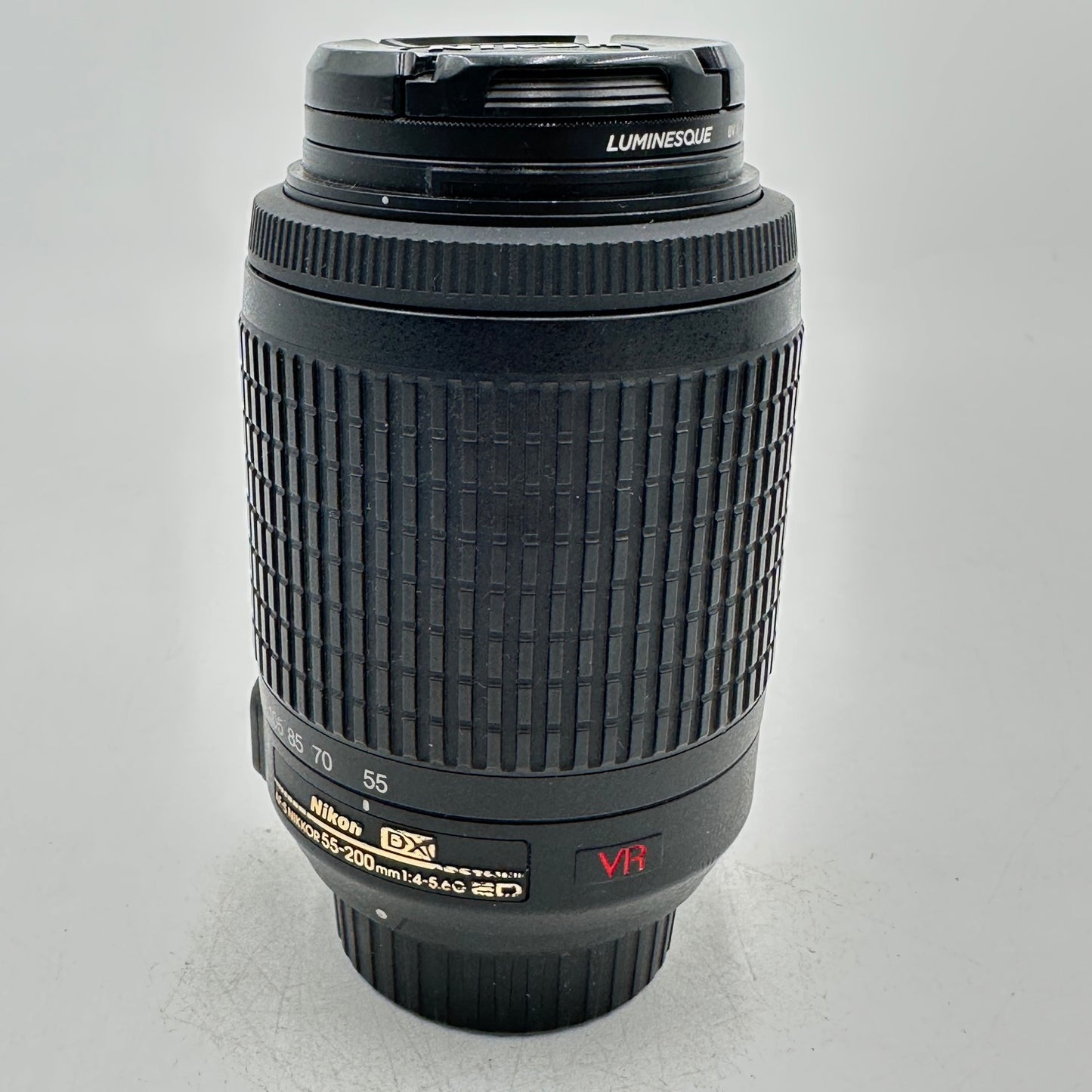 Nikon AF-S DX NIKKOR 55-200mm f/3.5-5.6 G ED VR READ
