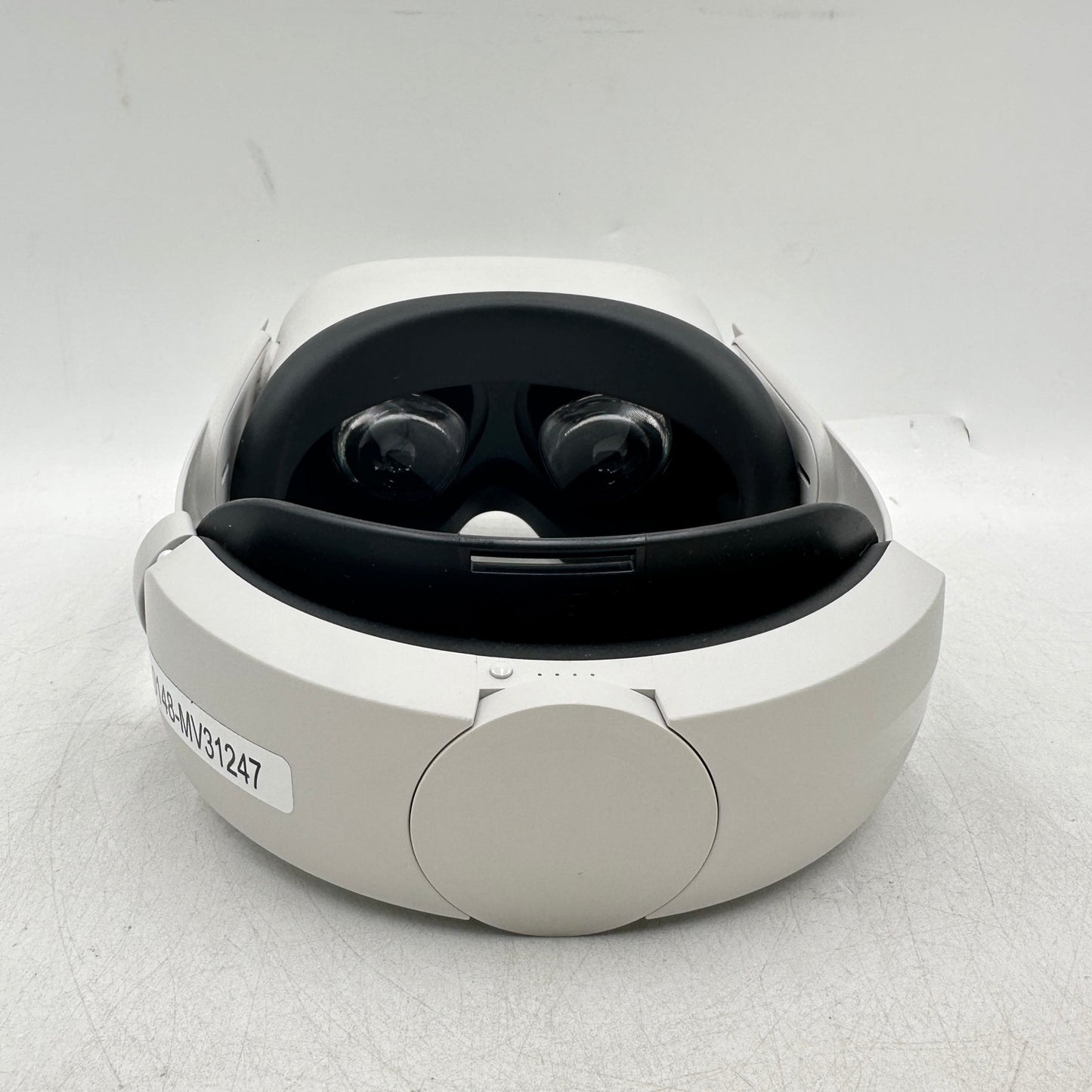 Oculus Quest 2 128GB Standalone All-in-One VR Headset KW49CM READ