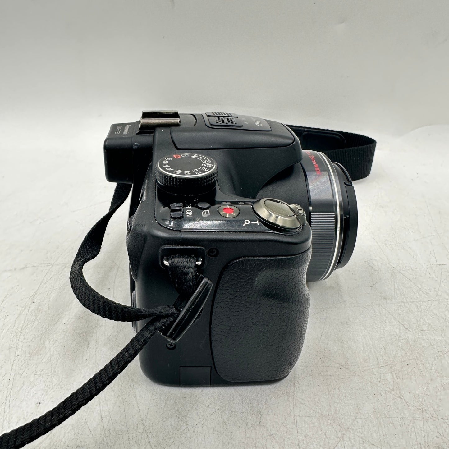Panasonic Lumix DMC-FZ150 12.1MP Digital Point-and-Shoot Camera 2048SC