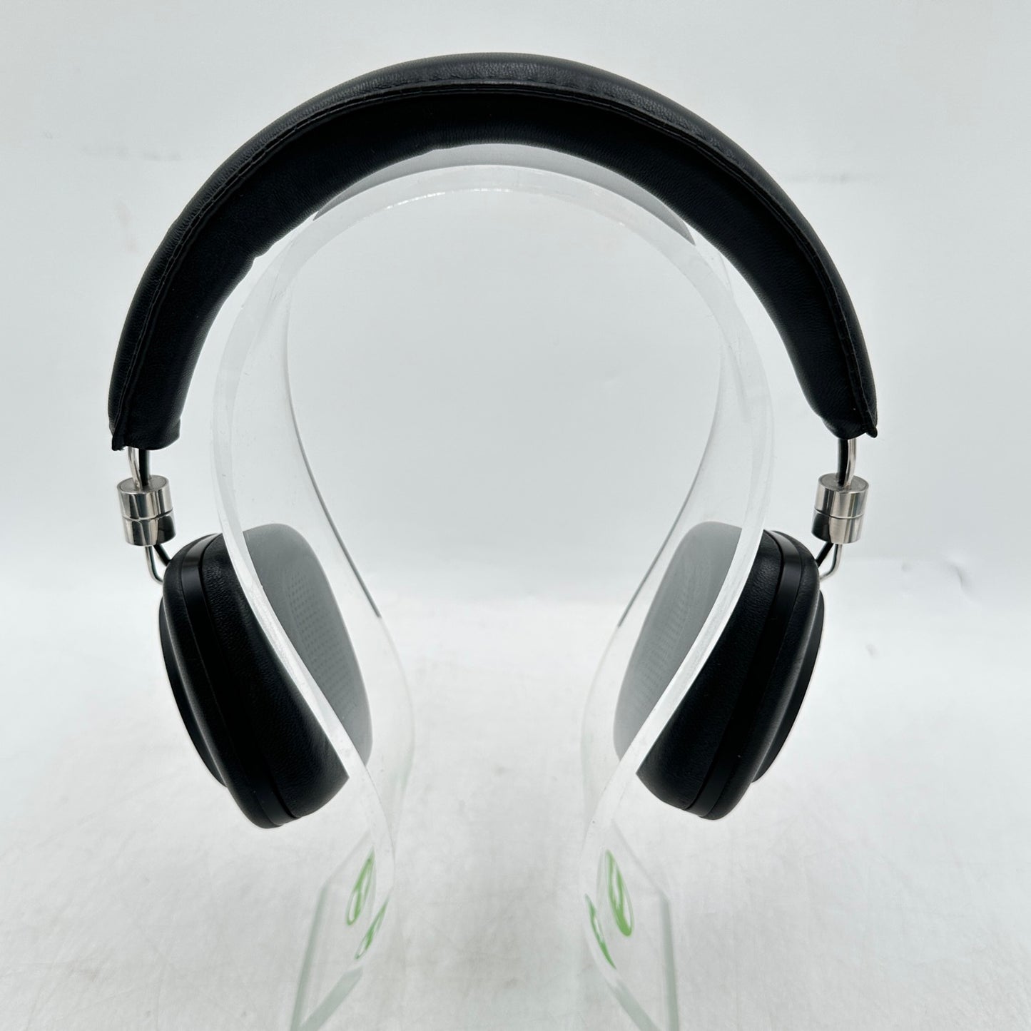 Bowers & Wilkins P5 Wireless Over-Ear Bluetooth Headphones Black FP37443
