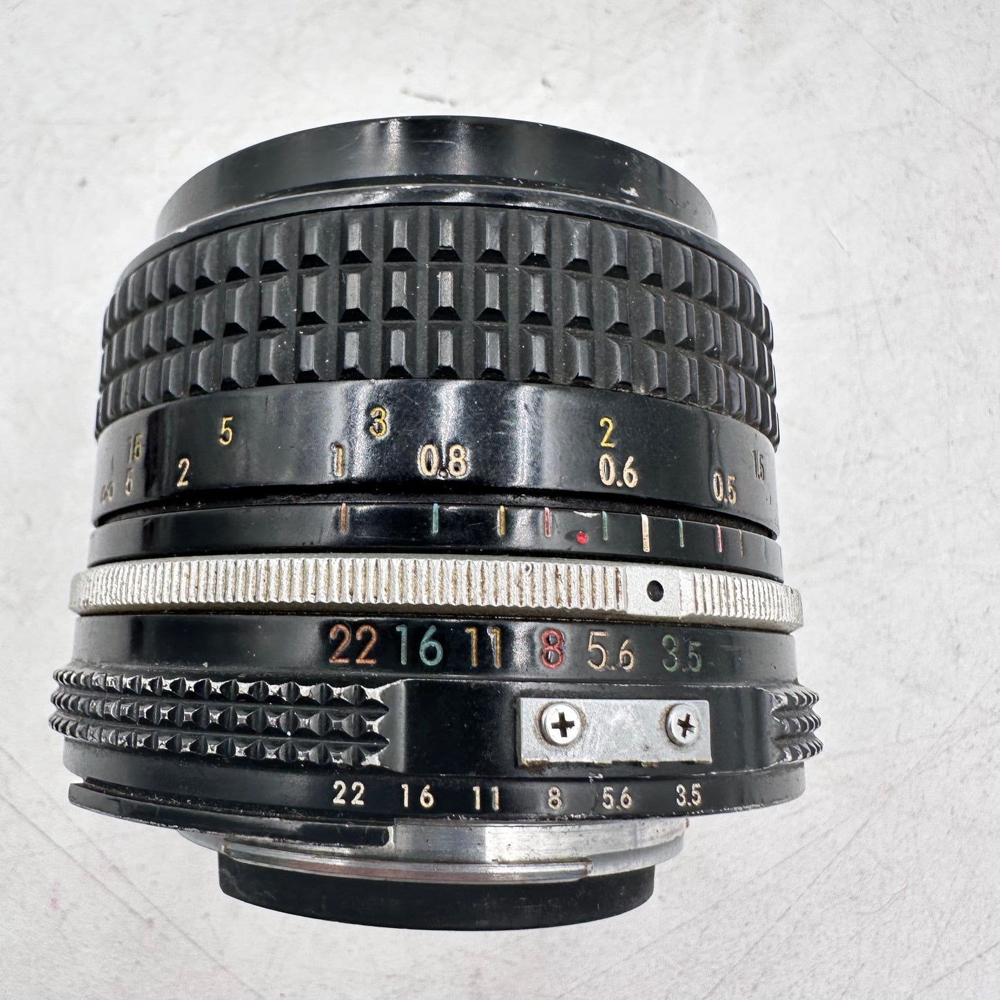 Nikon Nikkor Ai 28mm f/3.5 Wide Angle Lens Prime Lens