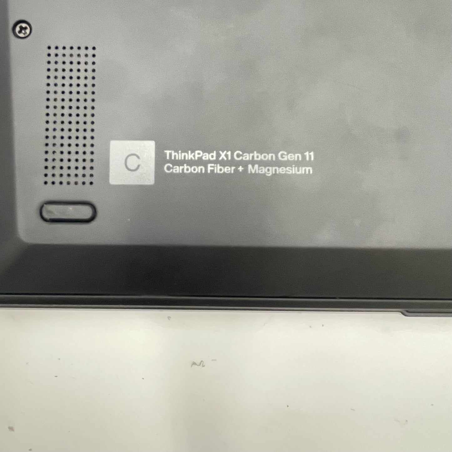Lenovo ThinkPad X1 Carbon Gen 11 14" i7-1355U 1.7GHz 16GB RAM 512GB SSD
