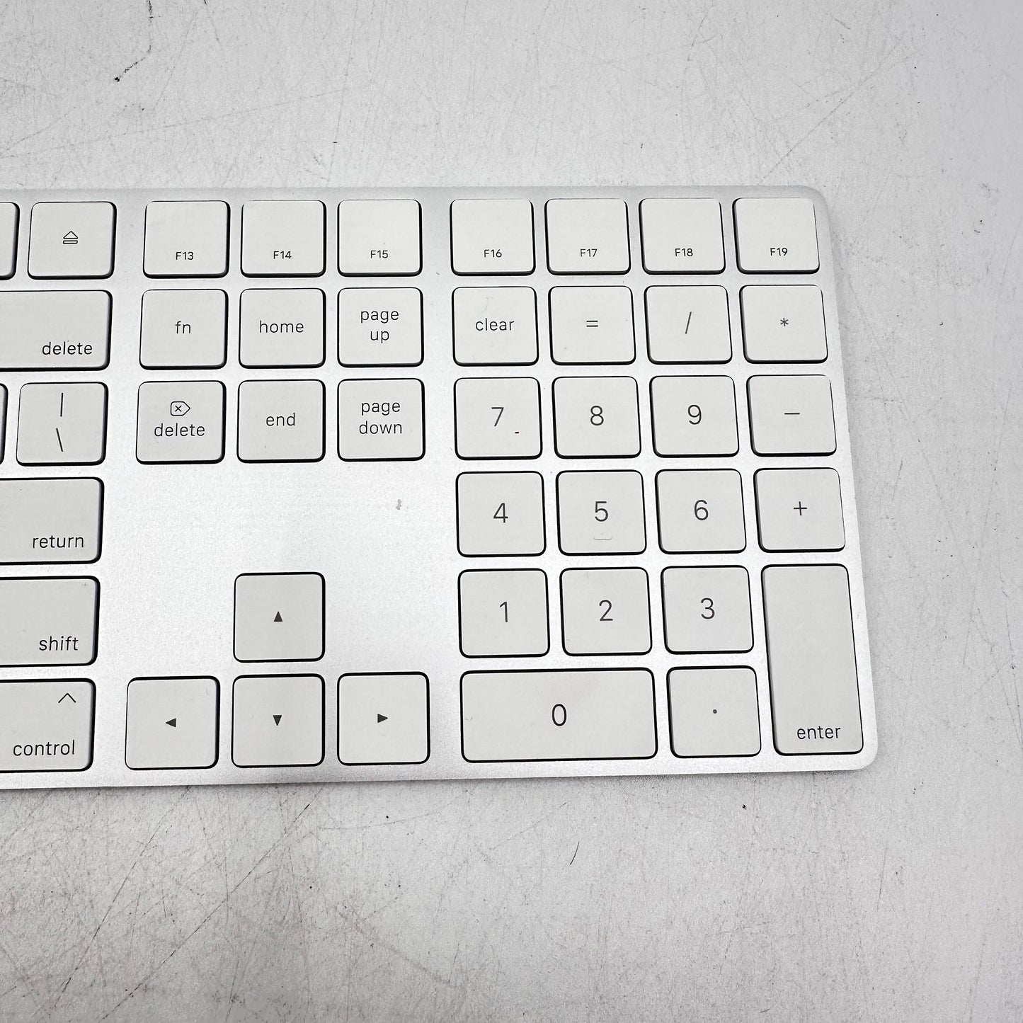 Apple Magic Wireless Keyboard with Numeric Keypad A1843 White