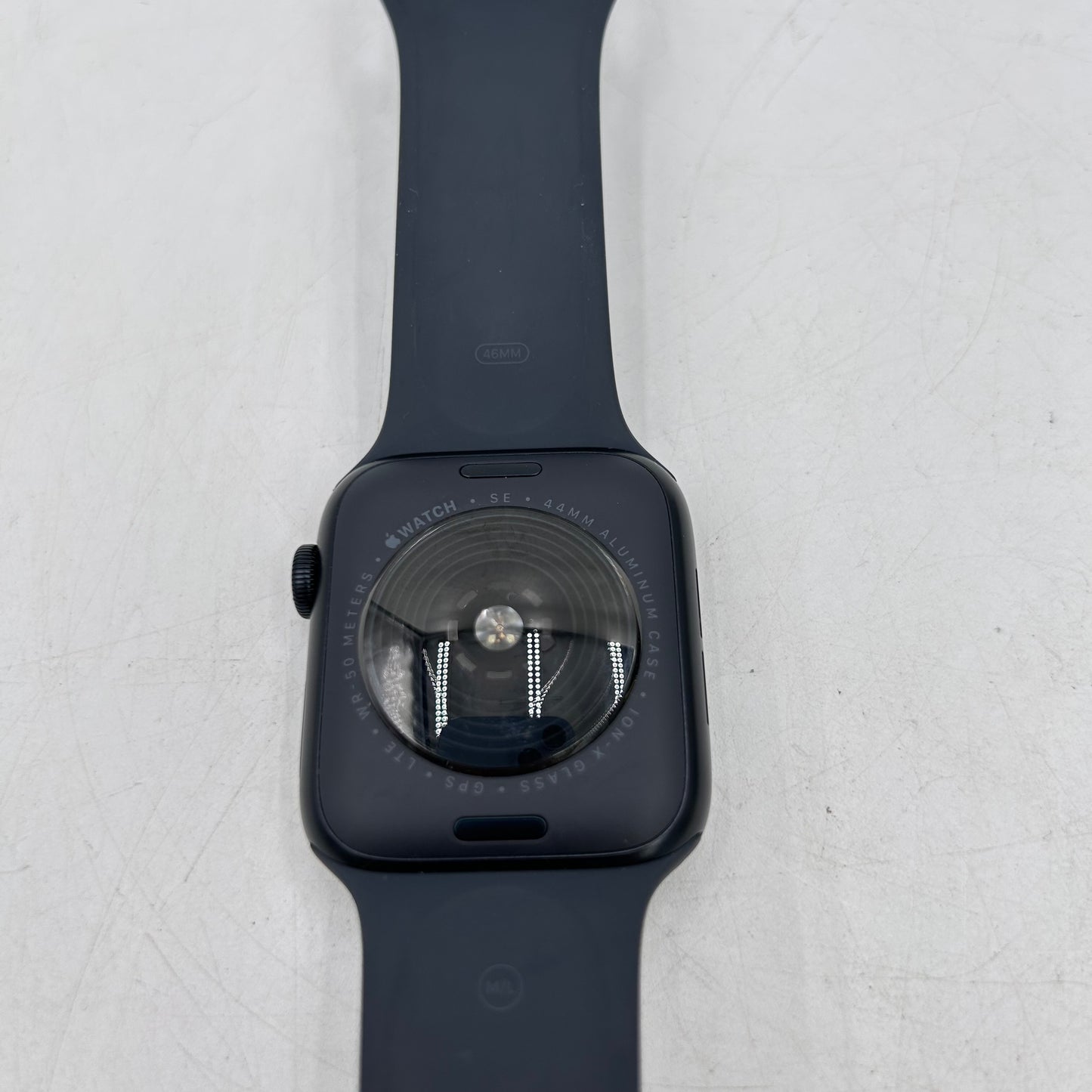 Unlocked Apple Watch SE 2nd Gen 44MM Black Aluminum Gray Sport Loop MXG23LL/A