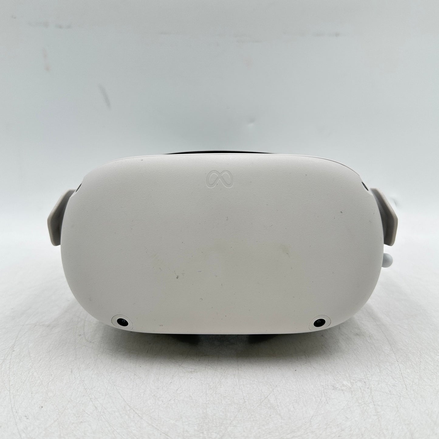 Oculus Quest 2 128GB Standalone All-in-One VR Headset KW49CM READ