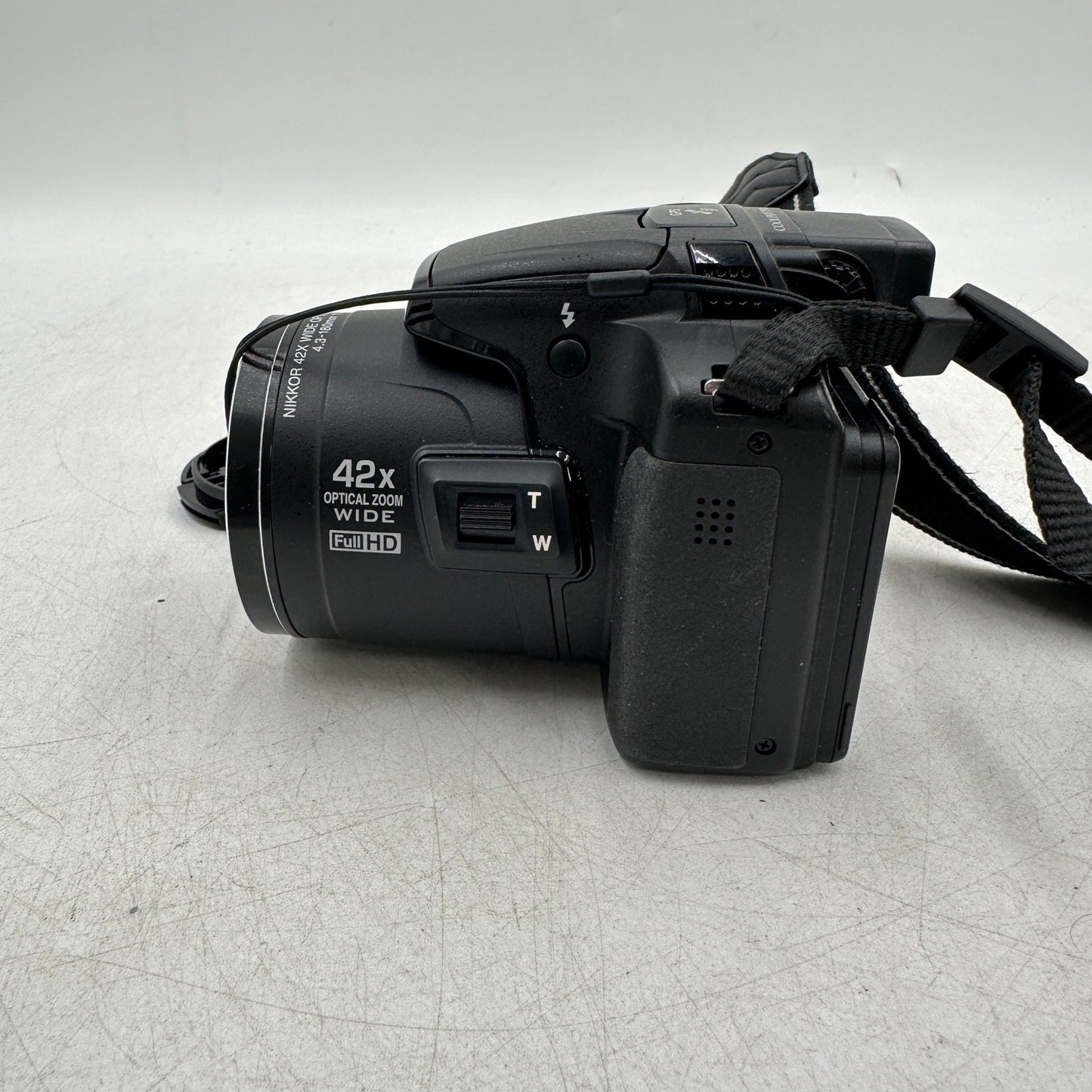 Nikon COOLPIX P510 16.1MP Digital Point And Shoot Camera