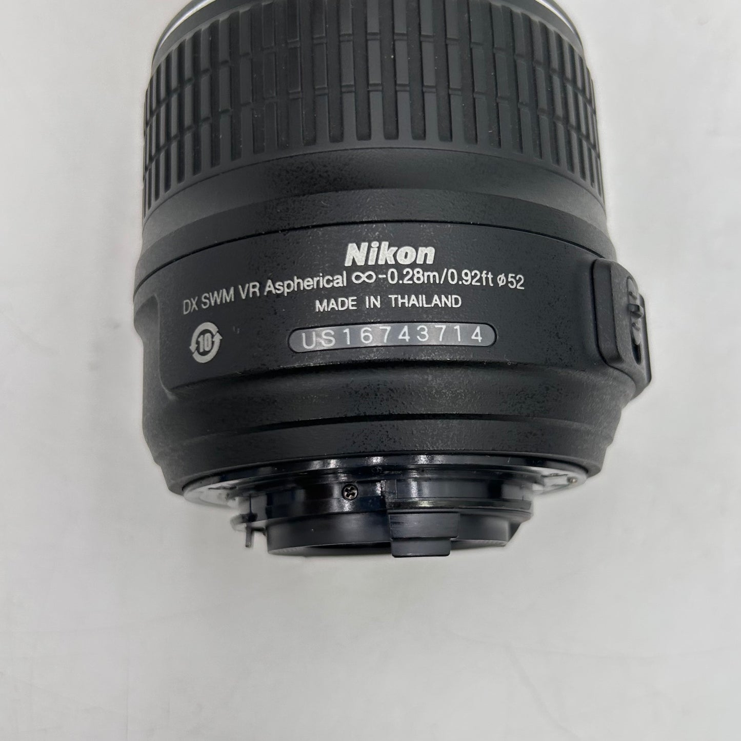 Nikon D5000 13.3MP Digital SLR DSLR Camera w/ Nikkor 18-55mm lens