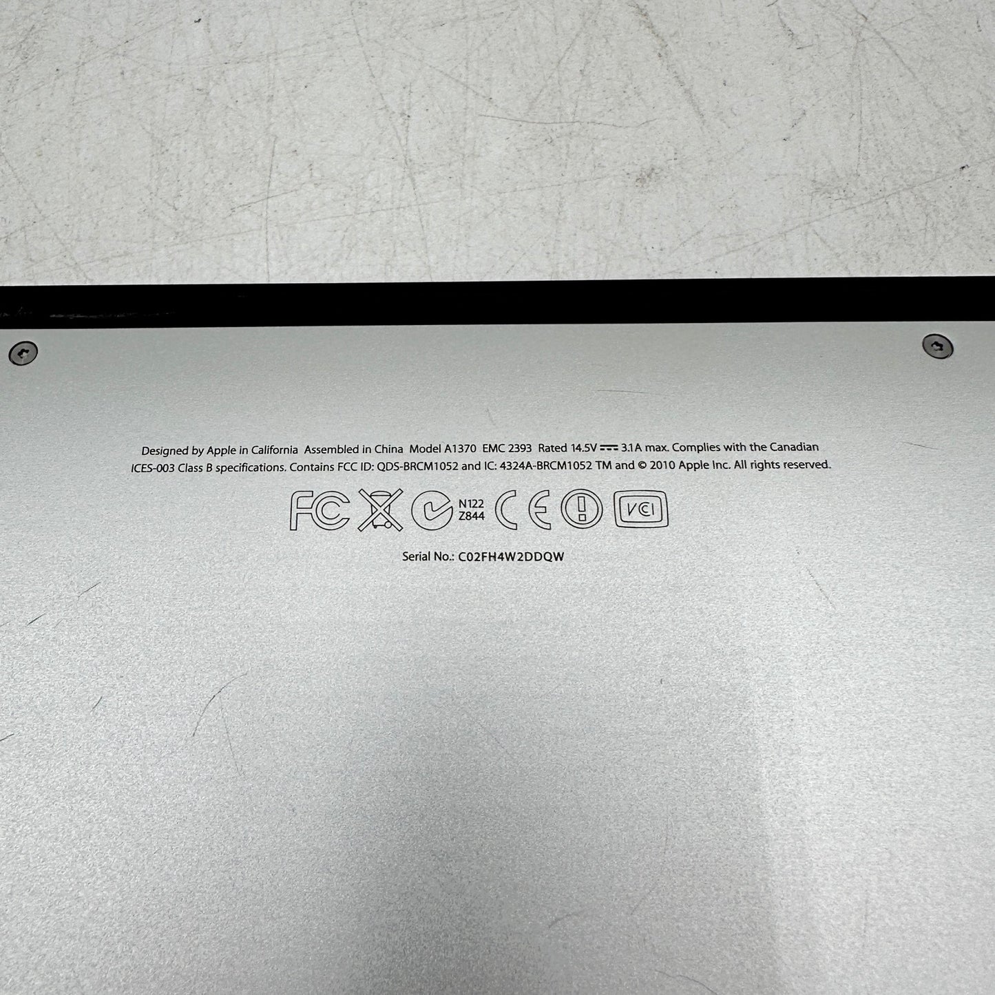 2010 Apple MacBook Air 11" Intel Core 2 Duo 1.4GHz 2GB RAM 128GB SSD A1370