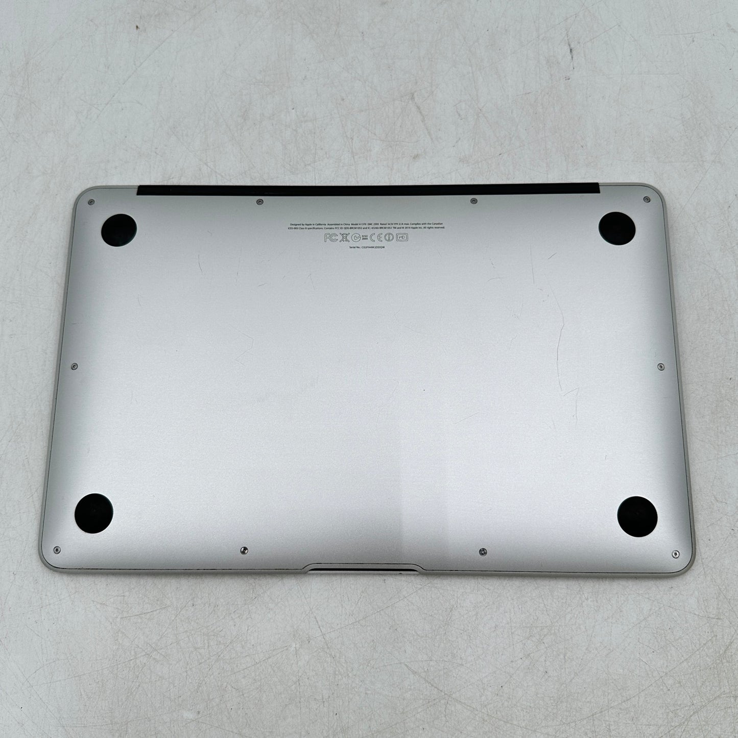 2010 Apple MacBook Air 11" Intel Core 2 Duo 1.4GHz 2GB RAM 128GB SSD A1370
