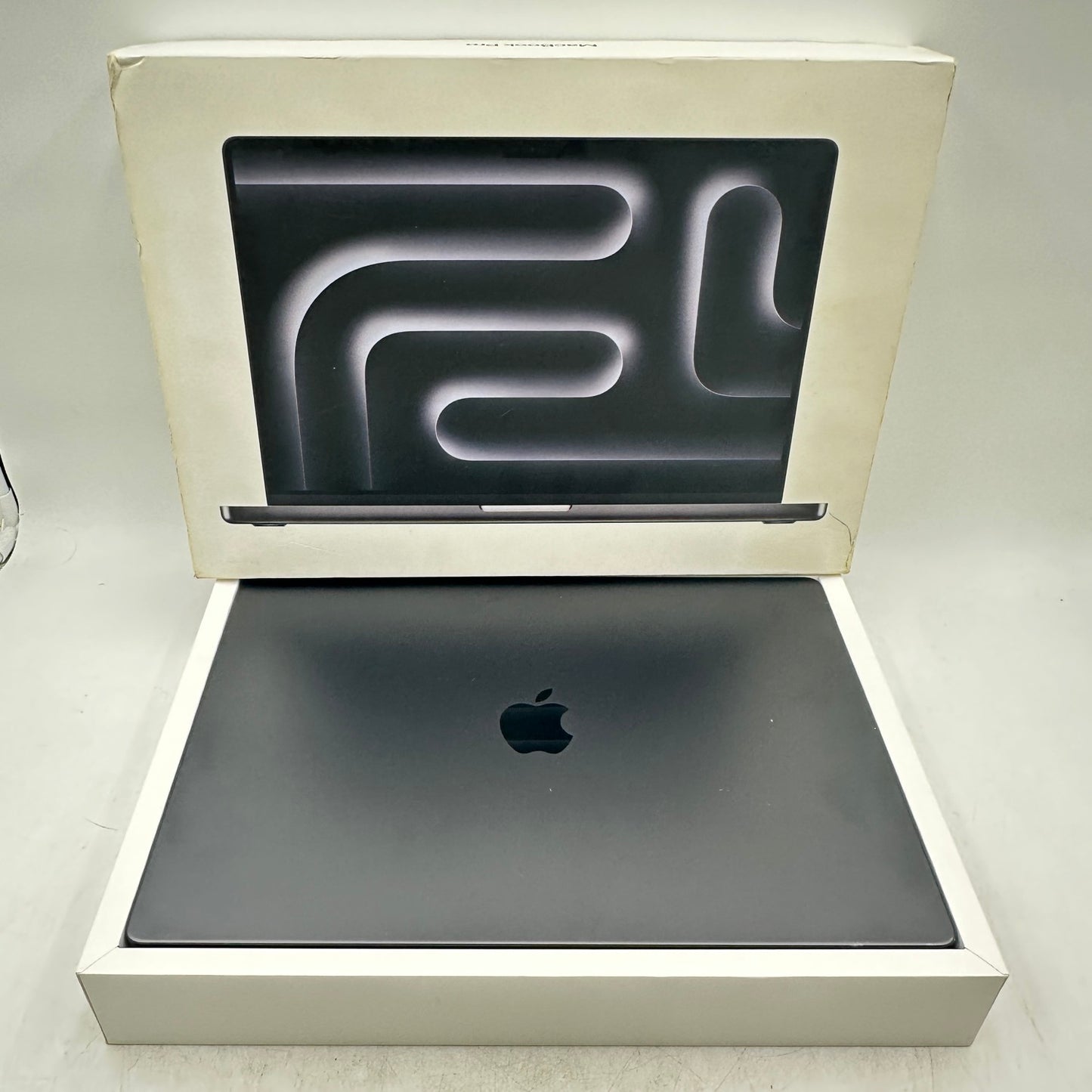 2024 Apple MacBook Pro 16" M4 Max 32C GPU 4.5GHz 36GB RAM 1TB SSD MX303LL/A